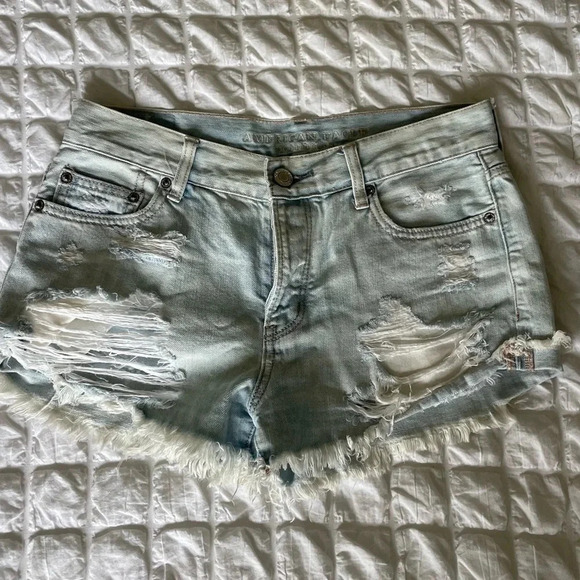 American Eagle distressed denim shorts - Picture 1 of 6